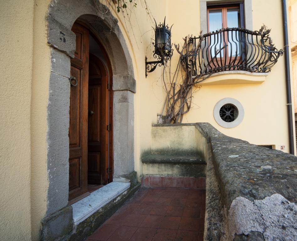 The Clock Houses Borgo Gallodoro Letojanni Zewnętrze zdjęcie